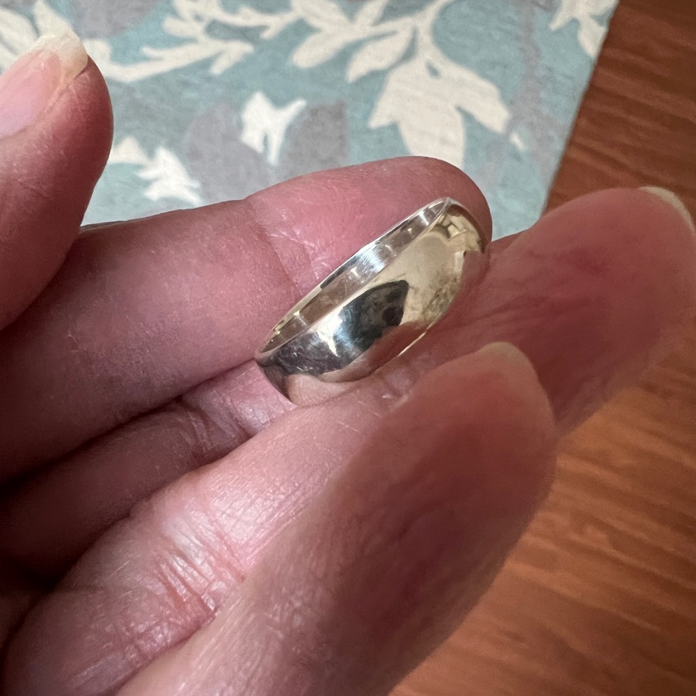 Sterling Silver Unisex Ring Band  Size 8.75